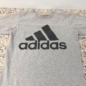 Adidas Tshirt